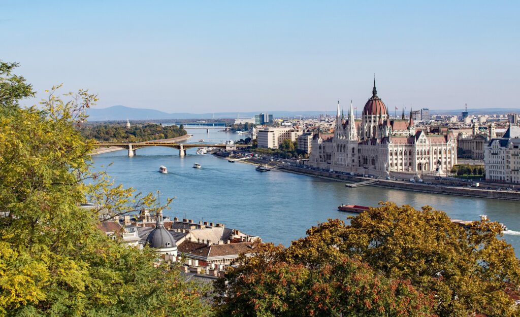 Vista impresionante de Budapest. Una hermosa ciudad para unas vacaciones en familia.